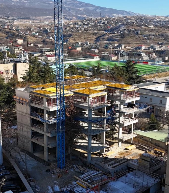 მე-5 სართულის გადახურვა